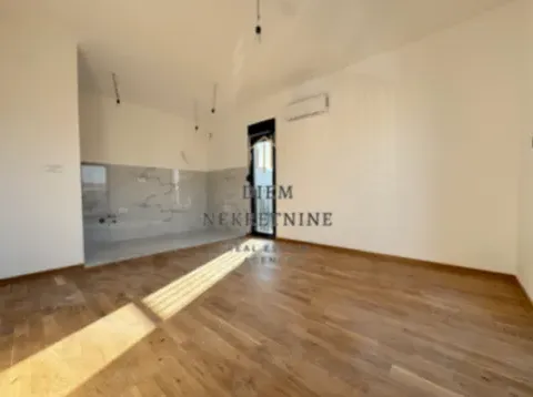 Izdavanje, dvosoban stan, 56m², Zabjelo, Podgorica - image 5