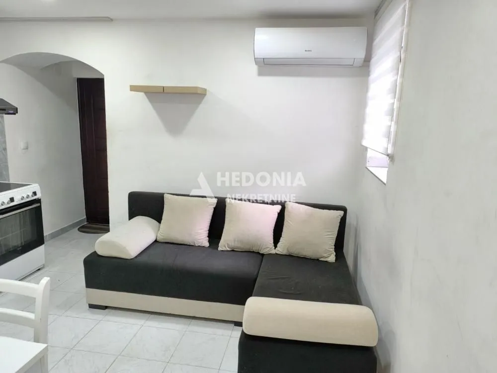 Sale, one bedroom apartment, 30m², Stari Grad, Beograd