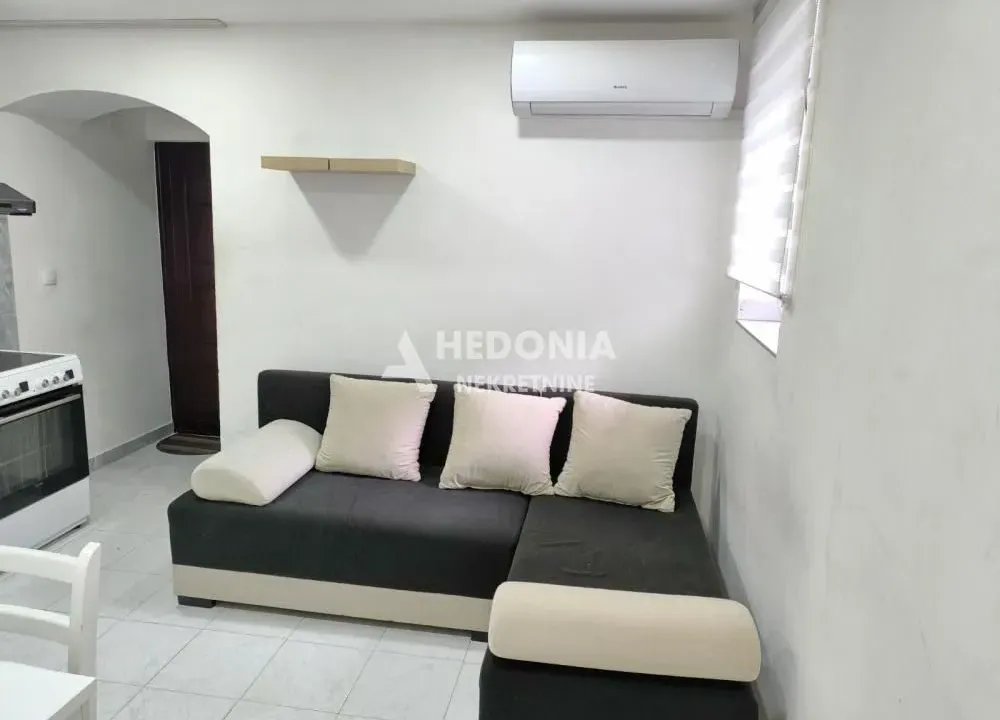 Prodaja, jednosoban stan, 30m², Stari Grad, Beograd