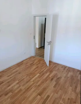Prodaja, jednosoban stan, 45m², Tološi, Podgorica - image 3