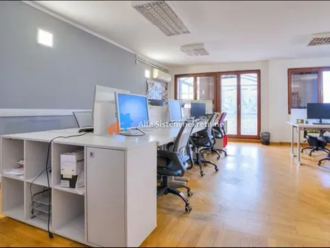 Rent, house, 540m², Zvezdara Sve Podlokacije, Beograd - image 4