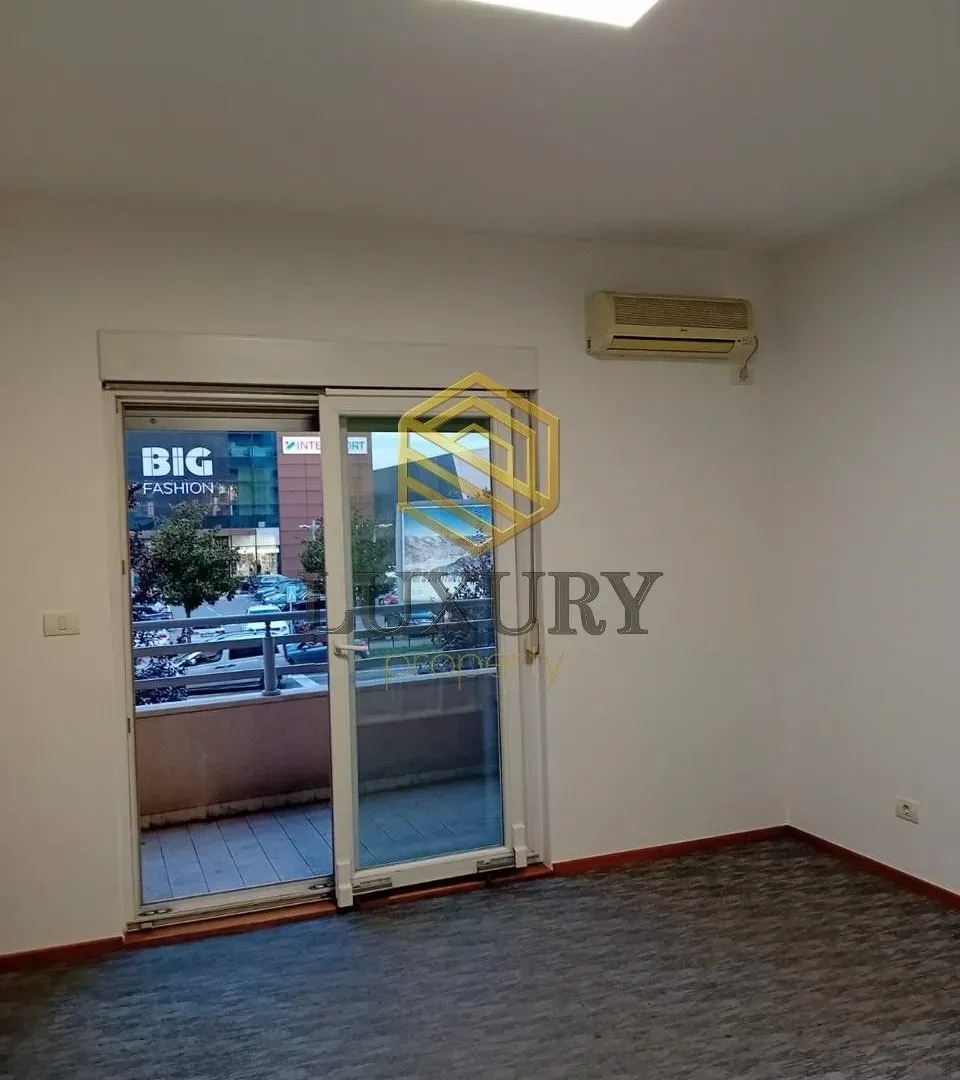 Sale, office space, 30m², City Kvart, Podgorica