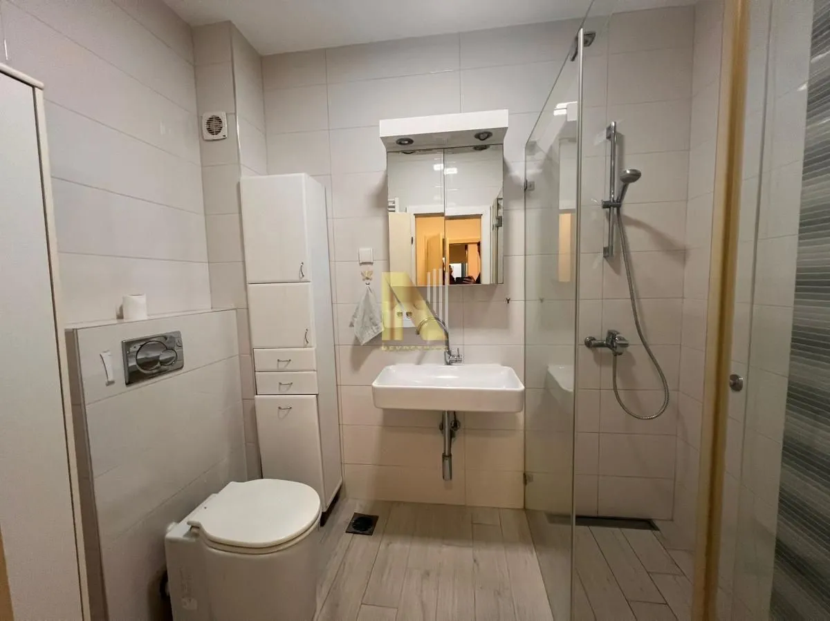 Prodaja, stan, 119m², Sajmište, Novi Sad