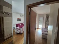 Izdavanje, jednosoban stan, 44m², City Kvart, Podgorica - image 12