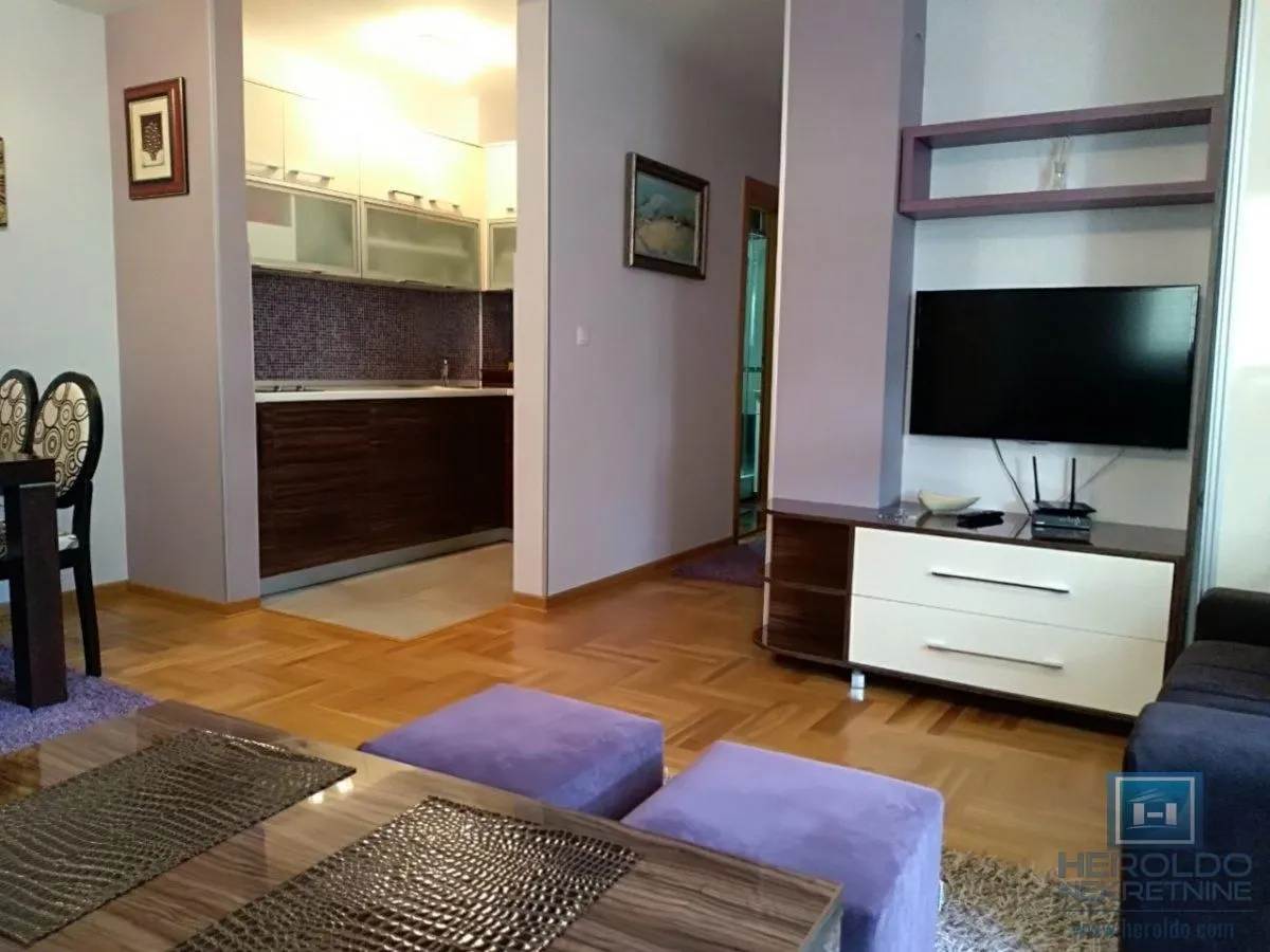 Prodaja, jednosoban stan, 42m², Zlatibor, Srbija