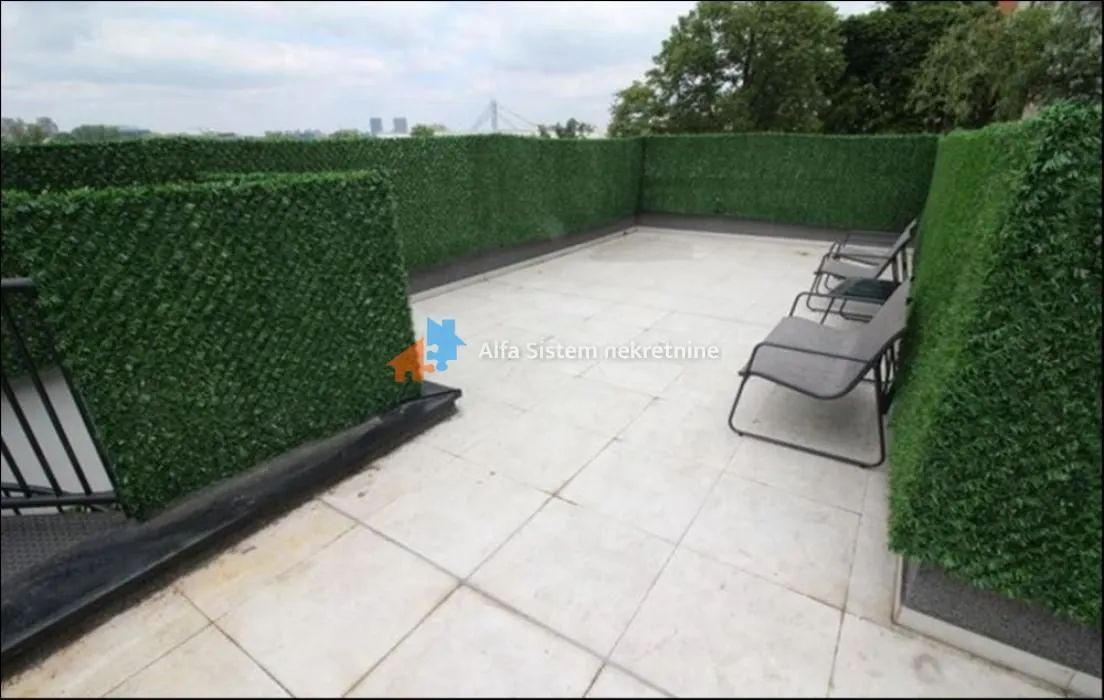 Izdavanje, stan, 200m², Senjak, Beograd