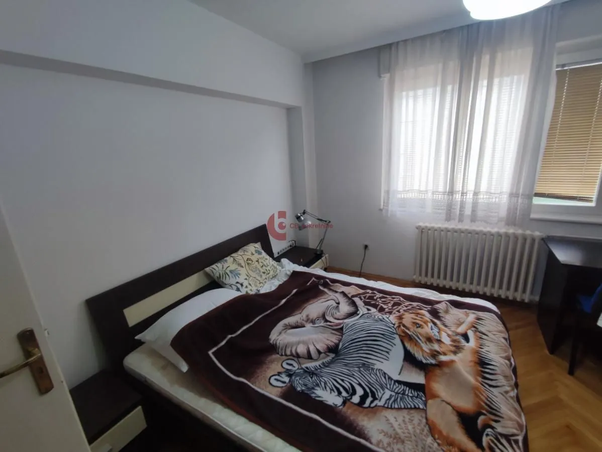 Prodaja, trosoban stan, 98m², Centar, Subotica