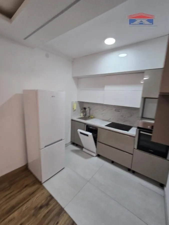 Izdavanje, dvosoban stan, 55m², Nova Detelinara, Novi Sad Sve Podlokacije