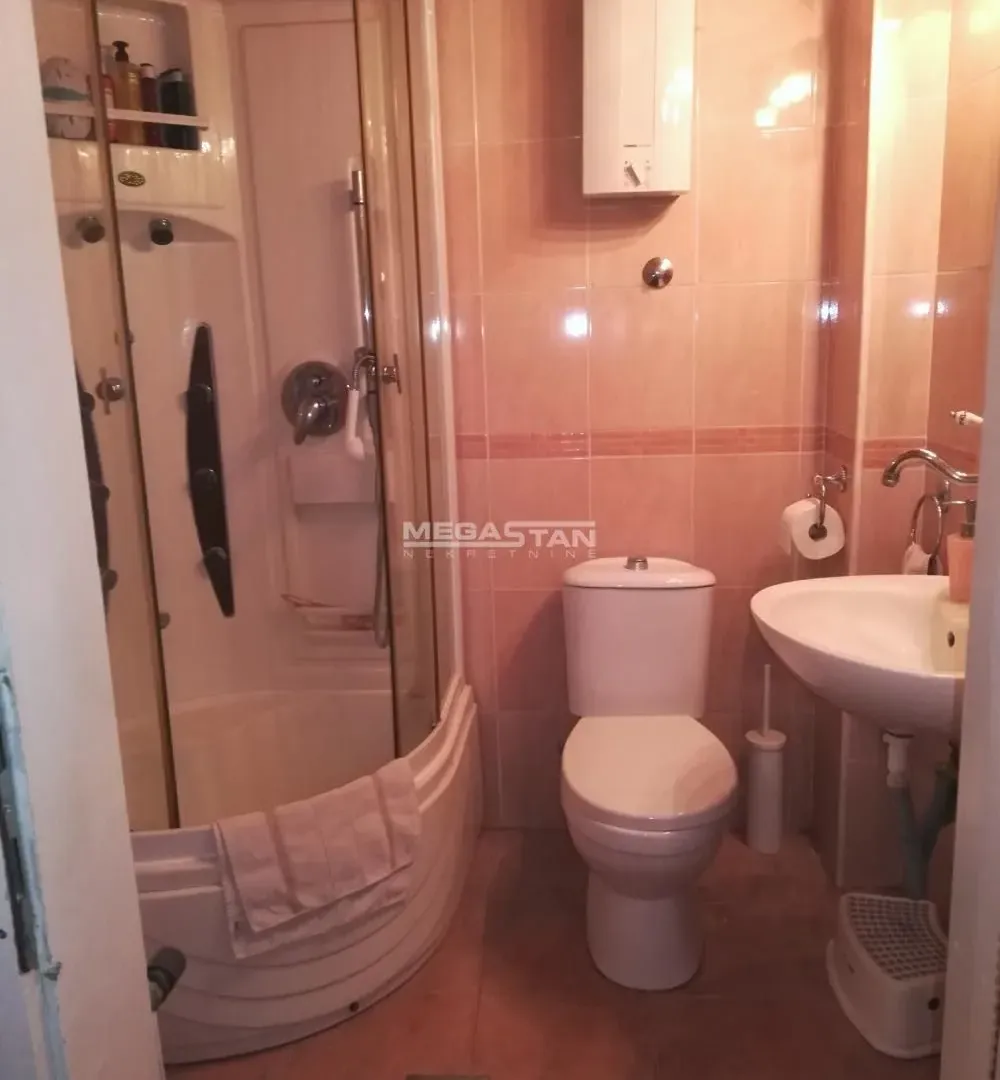 Sale, apartment, 134m², Zemun Centar, Zemun Sve Podlokacije