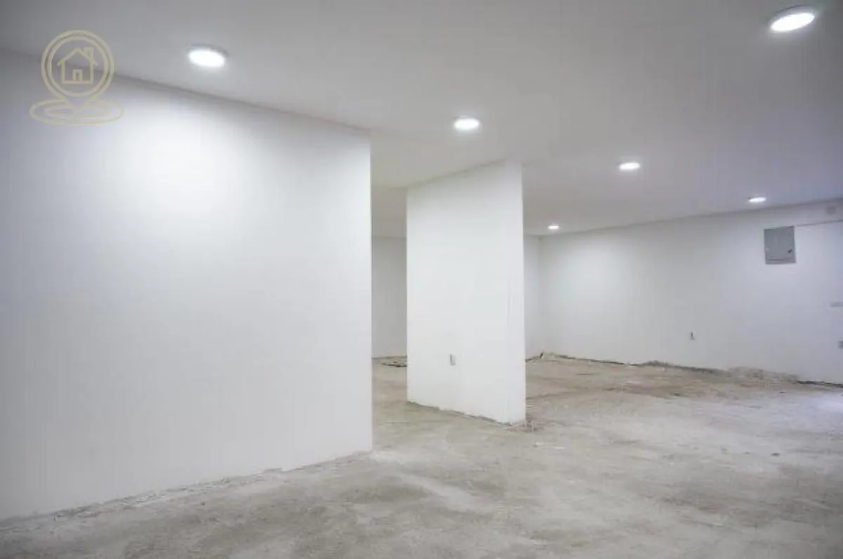 Izdavanje, poslovni prostor, 165m², Olimp, Zvezdara Sve Podlokacije