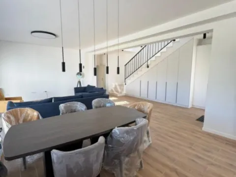 Izdavanje, kuća, 182m², Kava, Tivat - image 3