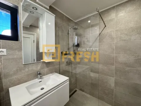 Prodaja, trosoban stan, 75m², Tivat, Crna Gora - image 9