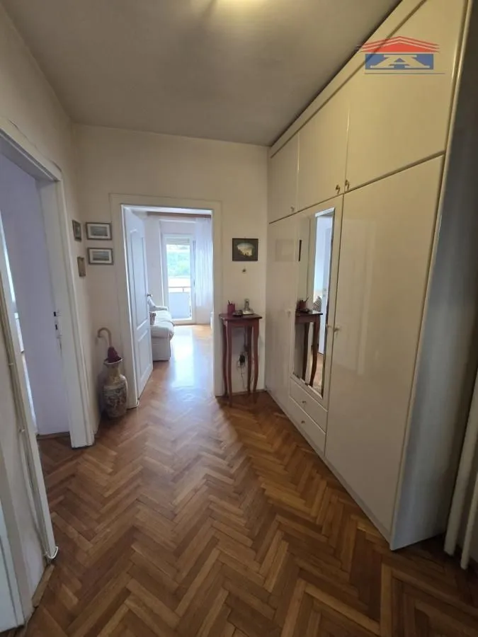 Prodaja, dvosoban stan, 64m², Kej, Novi Sad Sve Podlokacije