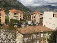 Prodaja, dvosoban stan, 60m², Kotor, Crna Gora - image 1