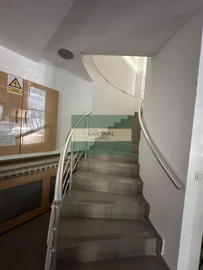 Rent, office space, 200m², Centar, Kragujevac