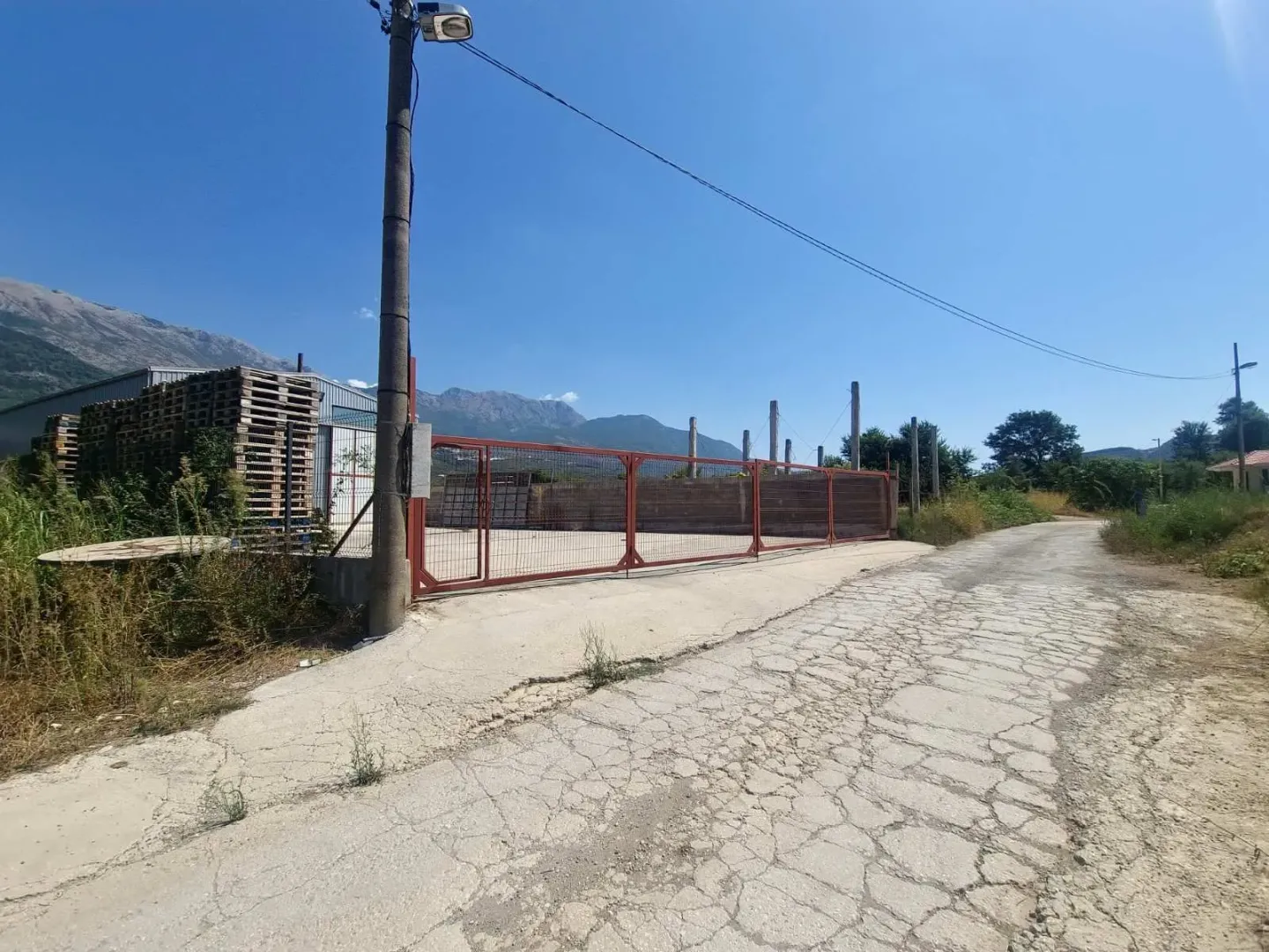 Rent, office space, 300m², Radanovići, Kotor