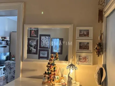 Sale, two bedroom apartment, 57m², Cvetni Trg, Vračar Sve Podlokacije - image 4