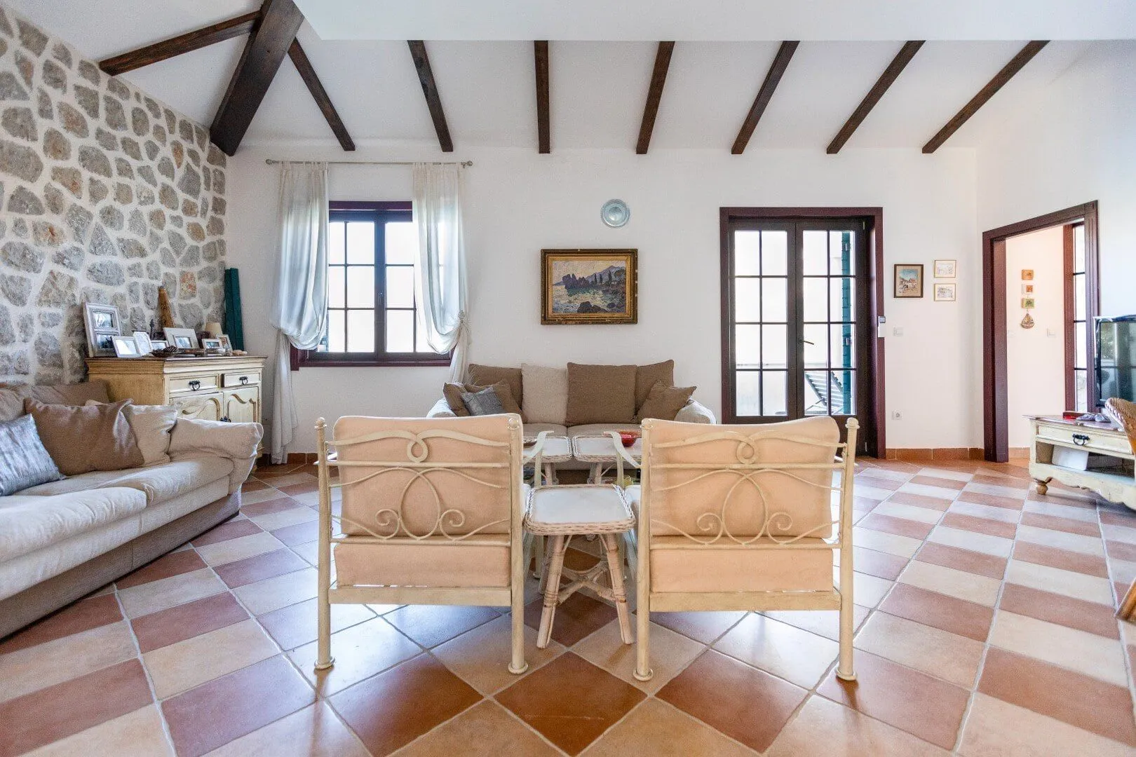 Prodaja, dvosoban stan, 101m², Kostanjica, Kotor
