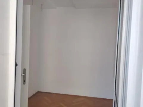 Prodaja, dvosoban stan, 46m², Bulevar Oslobodjenja, Novi Sad Sve Podlokacije - image 6