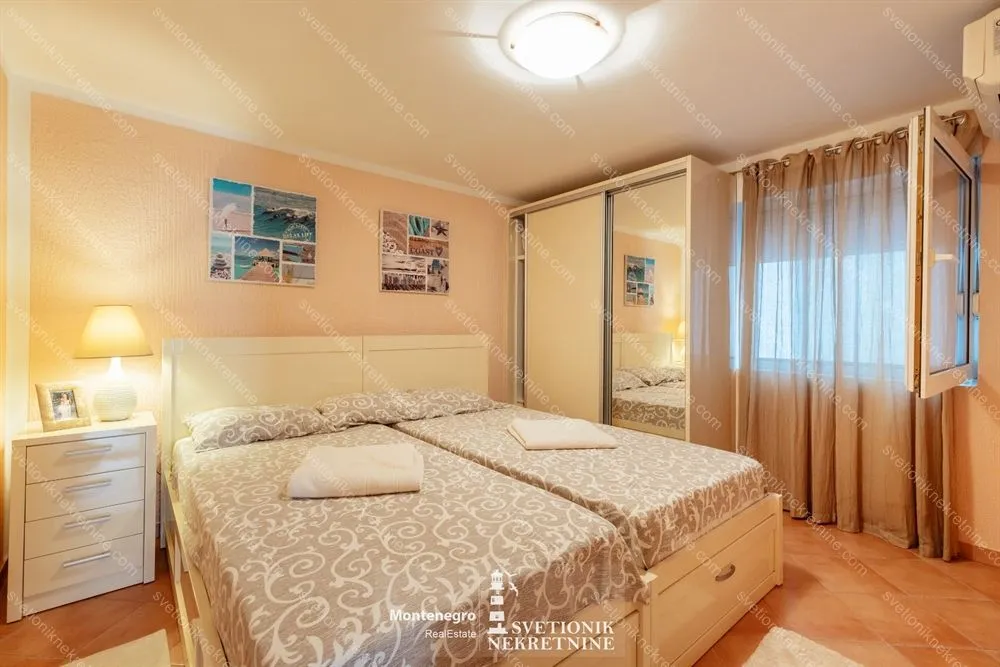 Prodaja, trosoban stan, 178m², Topla, Herceg Novi