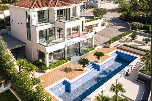 Sale, house, 400m², Sveti Stefan, Budva