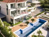 Sale, house, 400m², Sveti Stefan, Budva - image 1