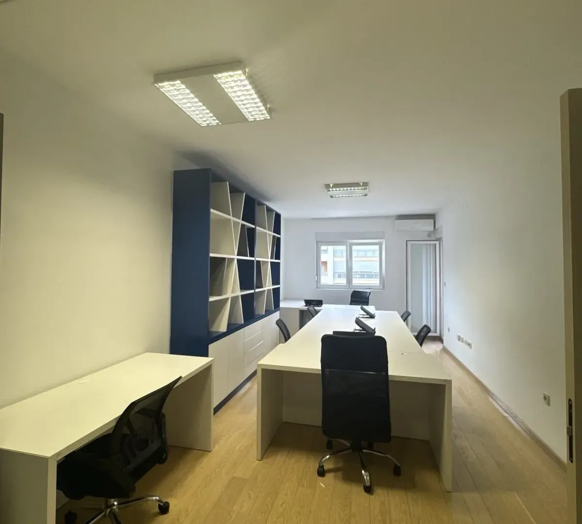 Rent, office space, 75m², City Kvart, Podgorica