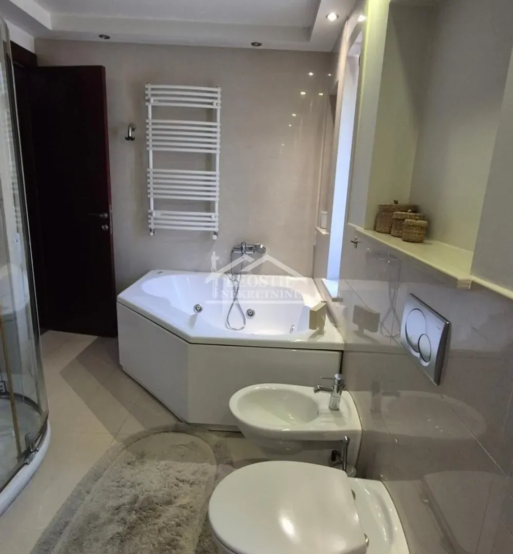 Rent, house, 319m², Julino Brdo, Beograd