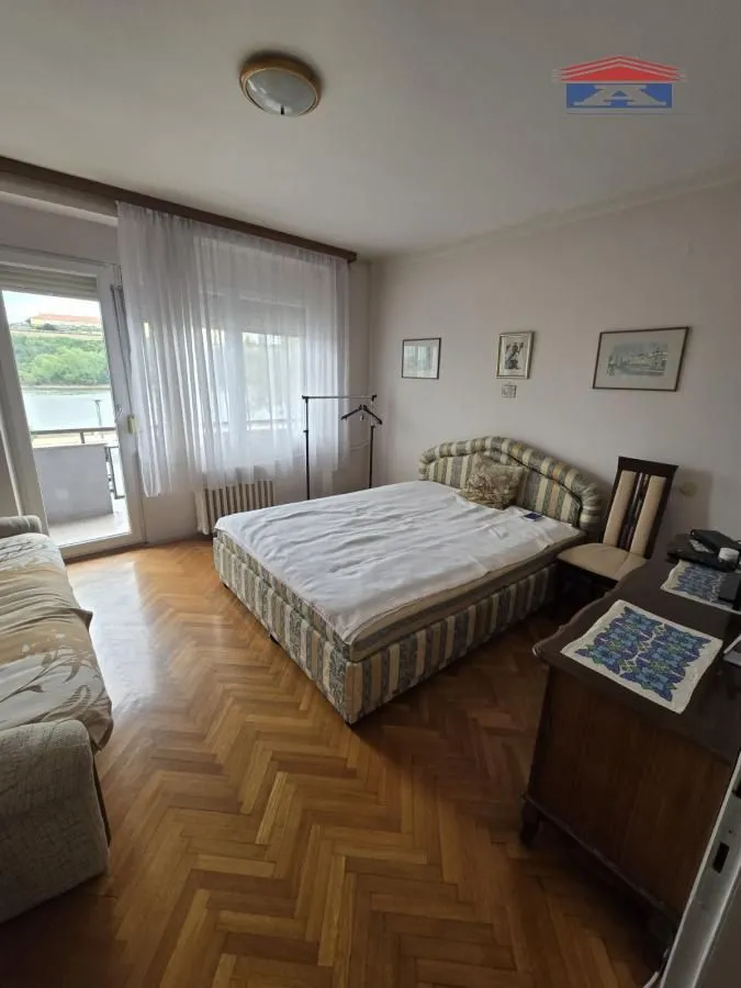 Prodaja, dvosoban stan, 64m², Kej, Novi Sad Sve Podlokacije