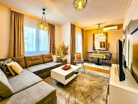 Izdavanje, jednosoban stan, 48m², Dalmatinska ulica, Podgorica - image 4