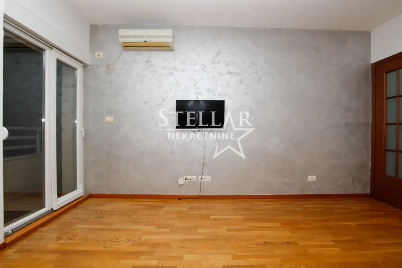 Rent, one bedroom apartment, 50m², City Kvart, Podgorica