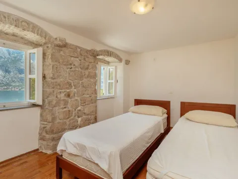 Sale, house, 800m², Prčanj, Kotor - image 77