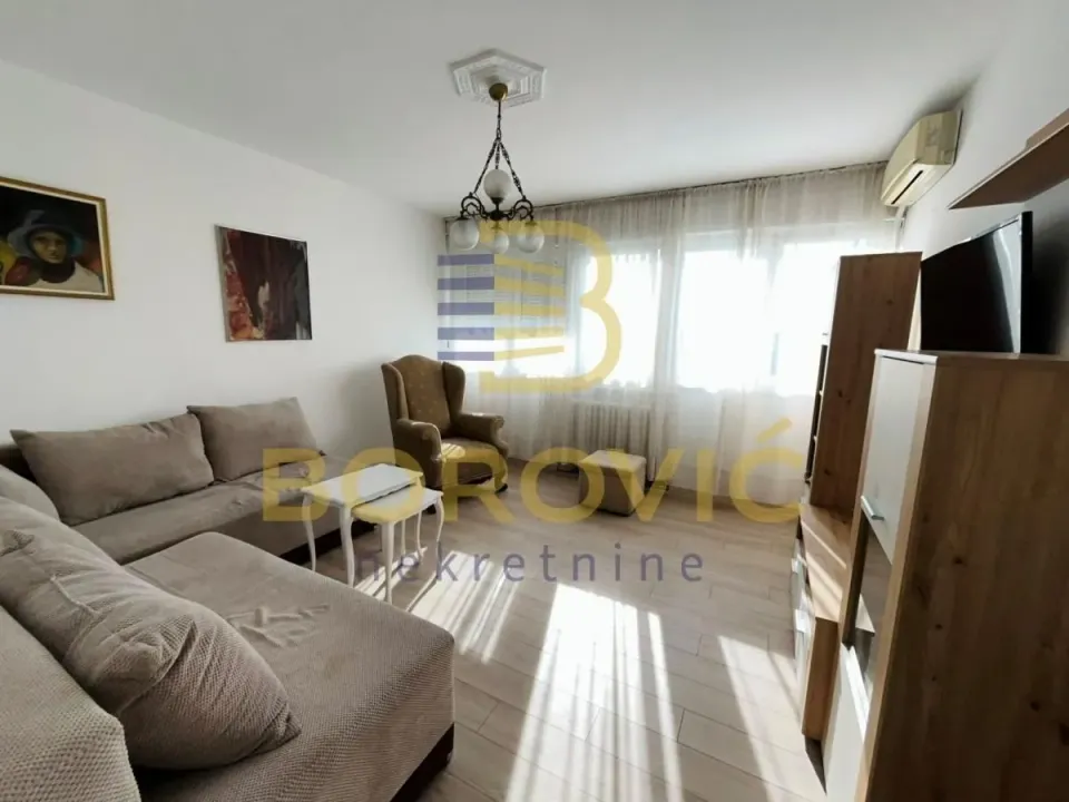 Prodaja, jednosoban stan, 33m², Palilula Sve Podlokacije, Beograd