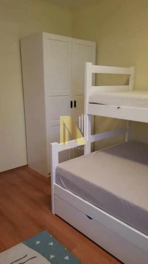 Izdavanje, trosoban stan, 70m², Liman 2, Novi Sad Sve Podlokacije