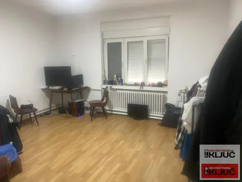 Prodaja, dvosoban stan, 50m², Centar, Novi Sad - image 2