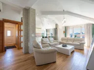 Rent, apartment, 130m², Kalimanj, Tivat