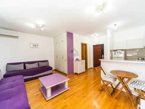 Sale, apartment, 34m², Stari Aerodrom, Podgorica - image 3