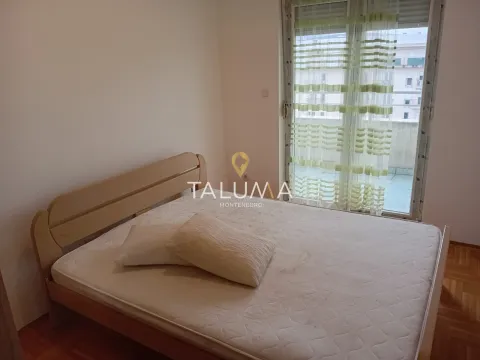 Prodaja, dvosoban stan, 70m², Stari Aerodrom, Podgorica - image 3