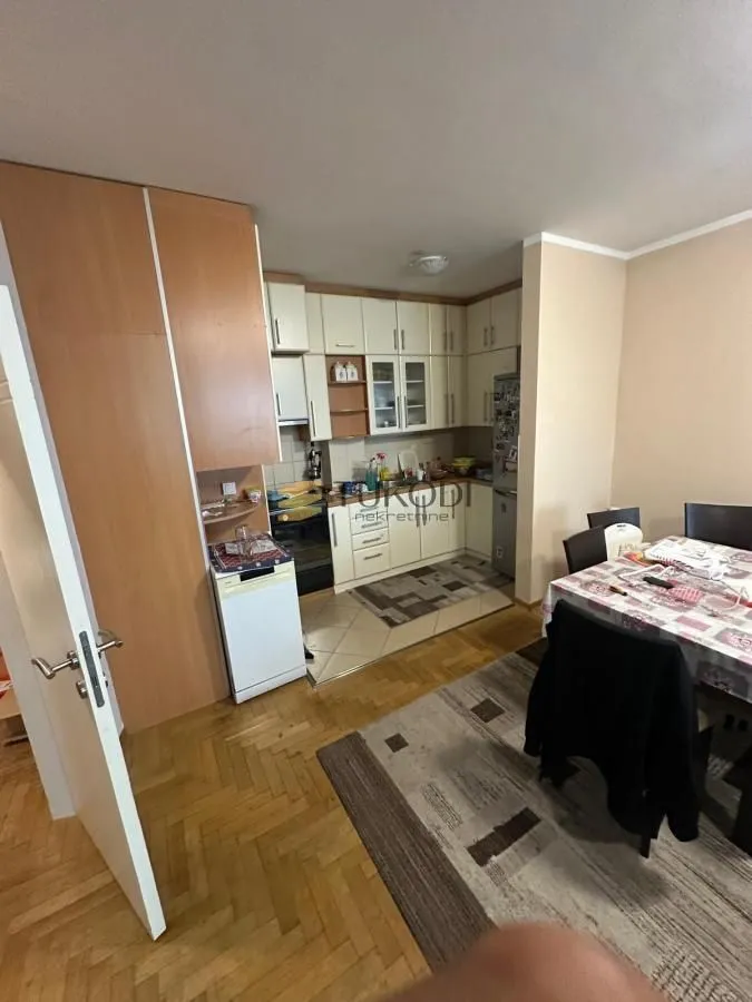 Rent, two bedroom apartment, 60m², Novi Beograd Blok 64, Novi Beograd Sve Podlokacije