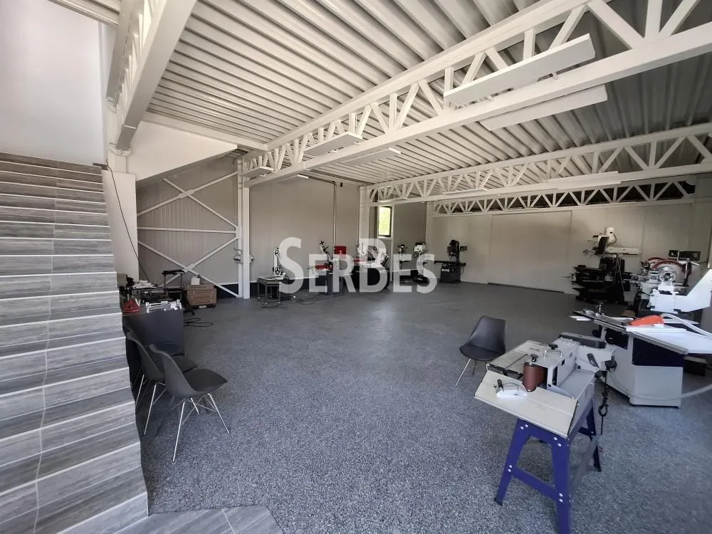 Sale, office space, 600m², Klisa, Novi Sad Sve Podlokacije