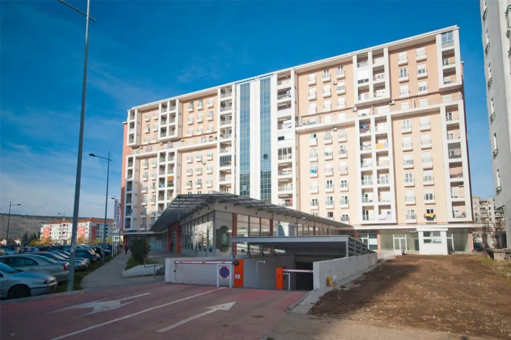 Sale, parking/garage, 19m², Blok 6, Podgorica