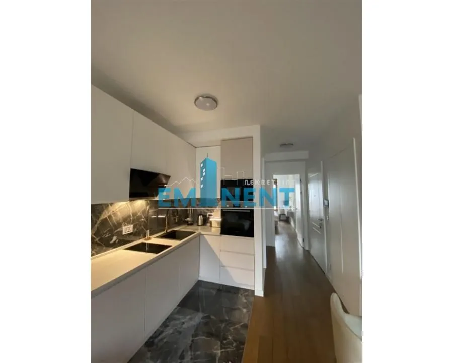 Rent, two bedroom apartment, 43m², Južni Bulevar, Vračar Sve Podlokacije