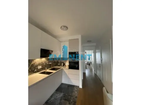 Rent, two bedroom apartment, 43m², Južni Bulevar, Vračar Sve Podlokacije - image 2