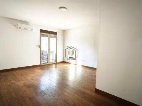 Rent, two bedroom apartment, 56m², City Kvart, Podgorica - image 5