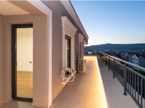 Izdavanje, trosoban stan, 163m², Dalmatinska ulica, Podgorica - image 2