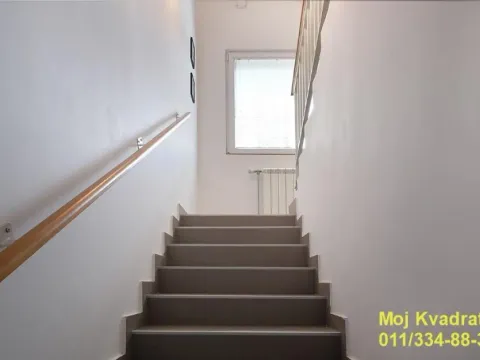 Prodaja, kuća, 145m², Voždovac Sve Podlokacije, Beograd - image 14