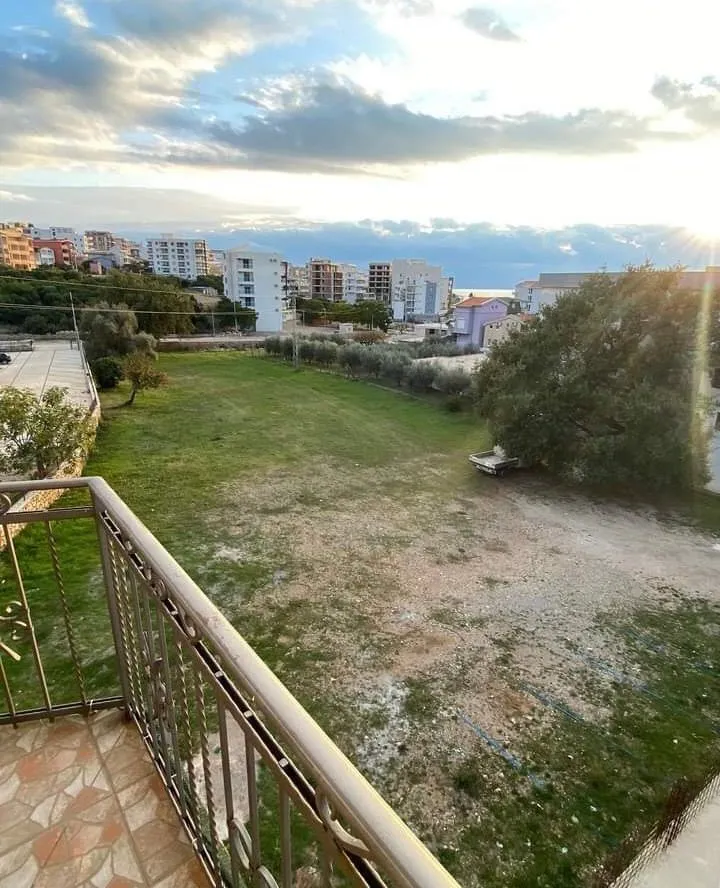 Prodaja, plac, 3200m², Bar, Crna Gora