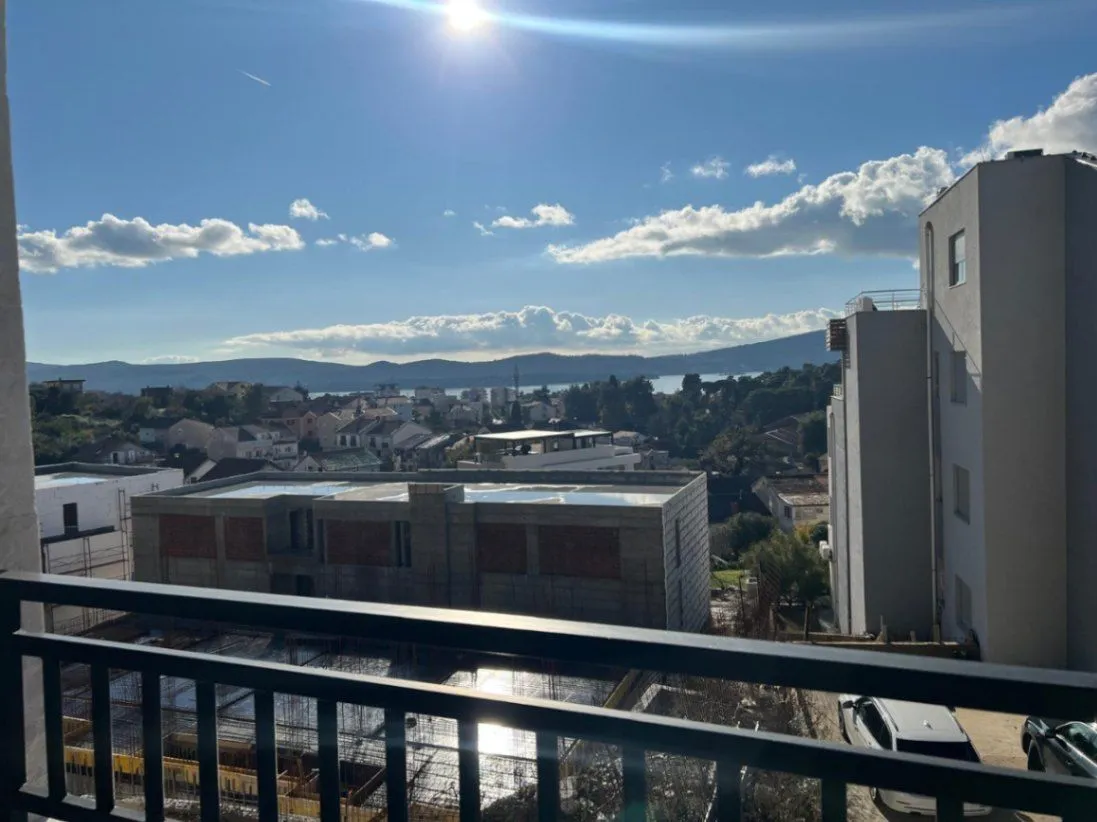Prodaja, dvosoban stan, 63m², Mažina, Tivat