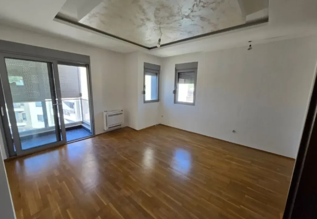 Prodaja, dvosoban stan, 66m², Blok 9, Podgorica