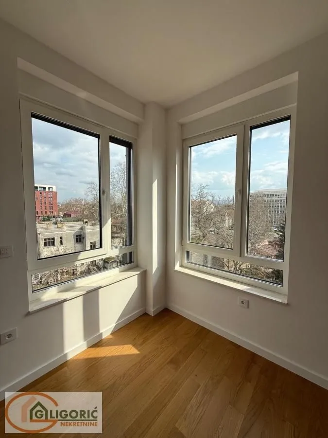 Prodaja, četvorosoban stan, 113m², Nova Detelinara, Novi Sad Sve Podlokacije
